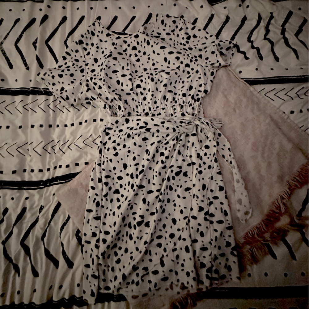 Women’s Large SHEIN Dress - Picture 1 of 2